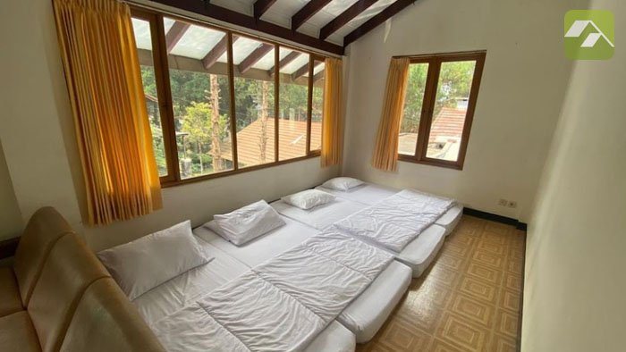Villa Azalea, Sewa Villa Murah Lembang, untuk 20 orang