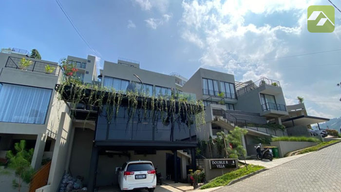 Villa DR, Sewa Villa Murah Dago untuk kapasitas 15 orang