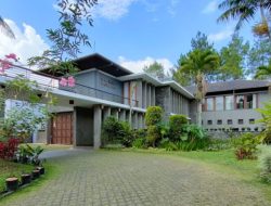Villa Okta – Villa Lembang untuk Rombongan 40 Orang