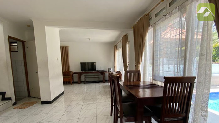 Villa Z Dase, Sewa Villa Murah Lembang, ada 4 kamar