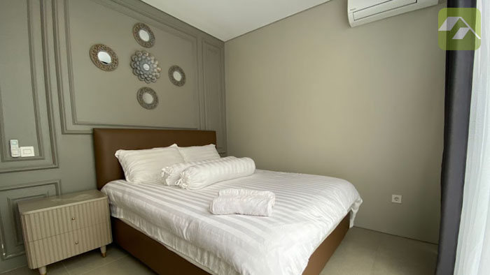 villa ksj, sewa villa istana bunga lembang, 4 kamar tidur