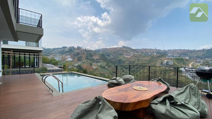 villa ksj, sewa villa istana bunga lembang, kapasitas 15 orang